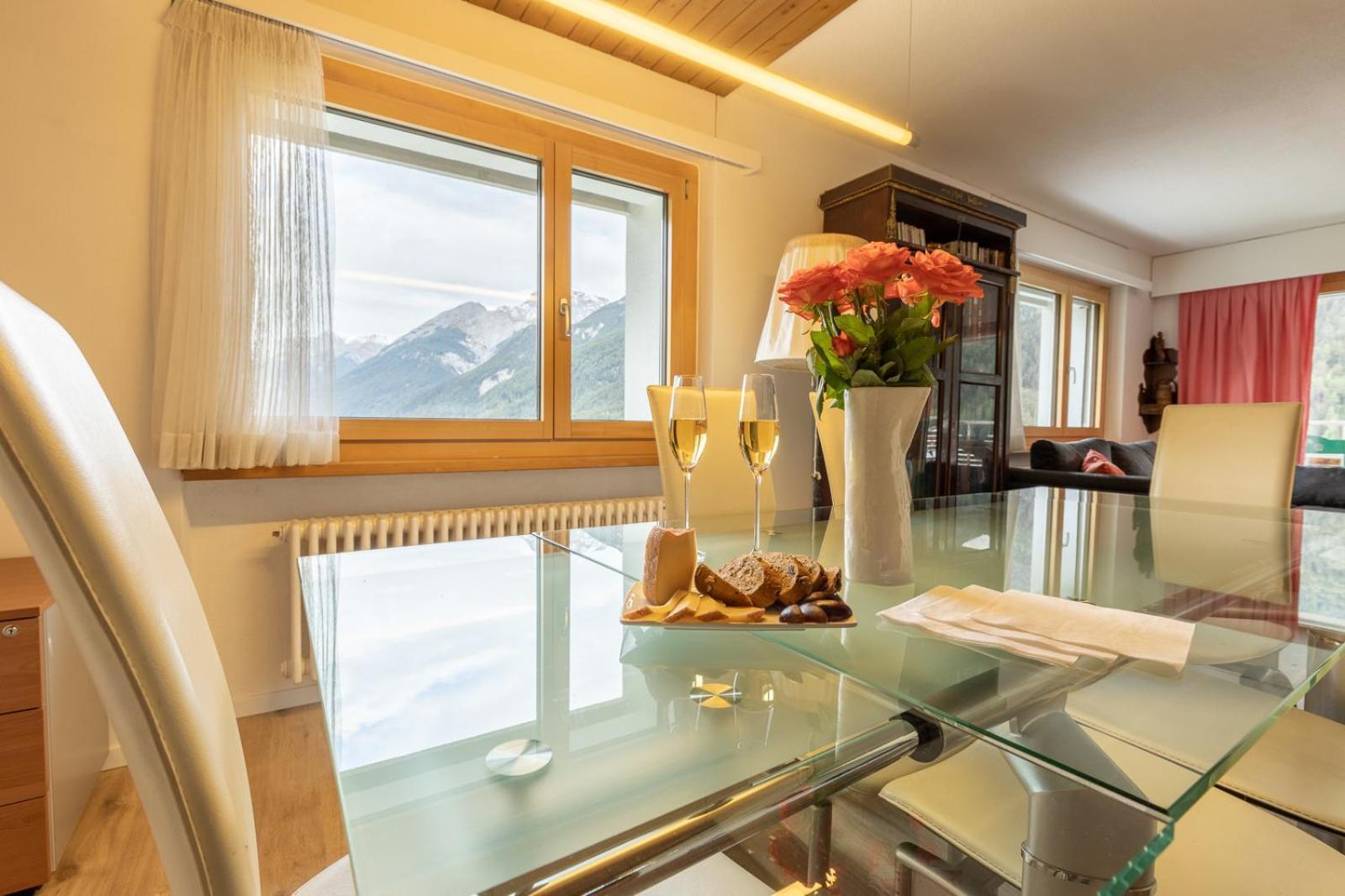 Chasa Vista Lischana Scuol Zewnętrze zdjęcie